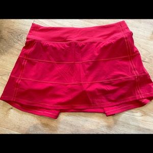 NWOT Lululemon Pace Rival long skirt. Never worn. 8T. Red.